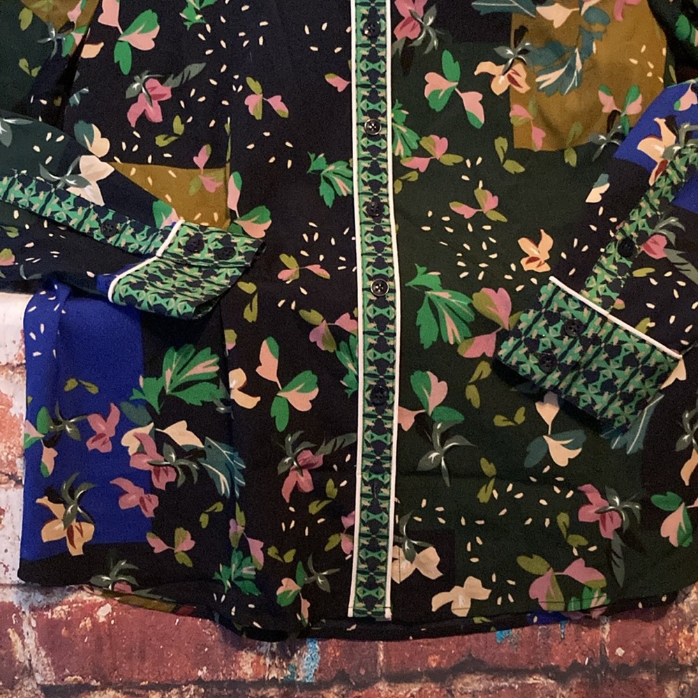 Cabi Bronco Mix Print Green Button Blouse Women’s Size Medium - Picture 5 of 11